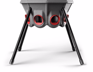 TELESCOPING LEGS • 80 lb. FEED SILO